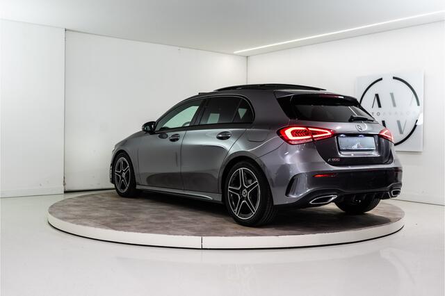 Mercedes-Benz A-KLASSE 180 Business Solution AMG 136PK | Pano | Sfeer | Stoplichtweergave | Carplay | Garantie