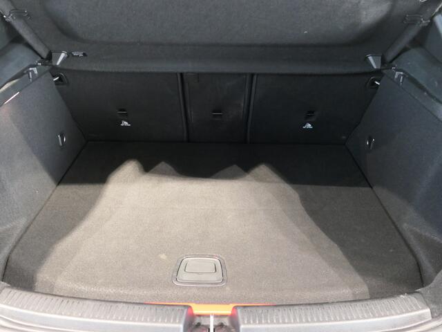 Mercedes-Benz A-KLASSE 250 e AMG Line - Camera, DAB, bluetooth, cruise