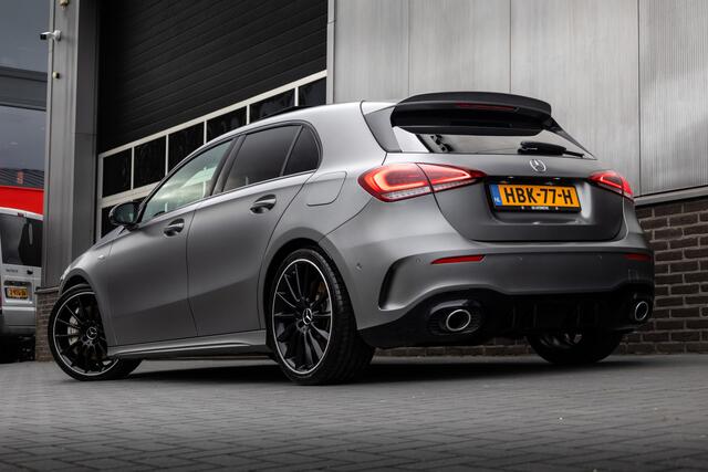 Mercedes-Benz A-KLASSE AMG 35 4MATIC 306 pk Premium Plus AMG-Pakket / Mat-Grijs/ Pano-Dak/ Burmester/ Camera/ Keyless/ Wide-Screen/ Sfeer-Verl/ Sport-Stoelen/ Stoel.Verw/ 19'' LMV