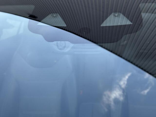 Mercedes-Benz A-KLASSE 250 e AMG Line PANO SFEERVERLICHTING