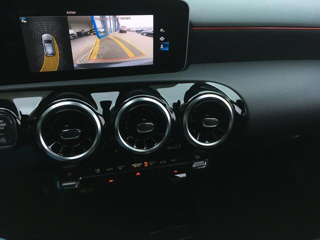 Mercedes-Benz A-KLASSE 180 Business Solution AMG