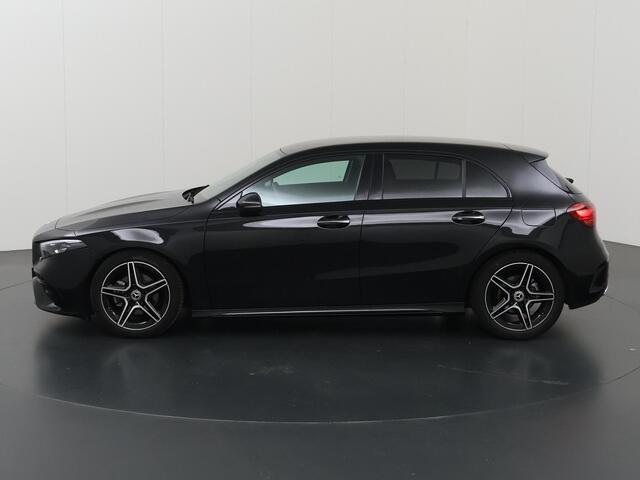 Mercedes-Benz A-KLASSE 180 AMG Line | Premium pakket | Burmester | Night pakket | Multibeam |