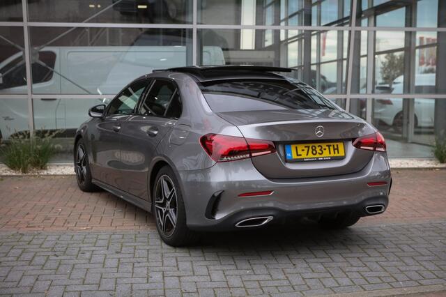Mercedes-Benz A-KLASSE 180 Bns Sol. AMG | Pano |