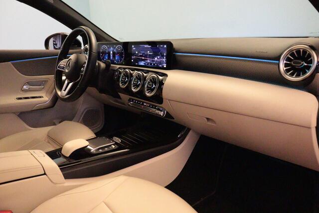 Mercedes-Benz A-KLASSE 180 Business Solution Luxury automaat | NAVI | CAMERA + PDC | LEER | WIDE-SCREEN | AMBIENT-LIGHT |