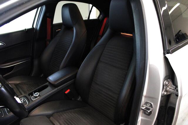 Mercedes-Benz A-KLASSE AMG 45 4MATIC Panoramadak - LED - Harman Kardon