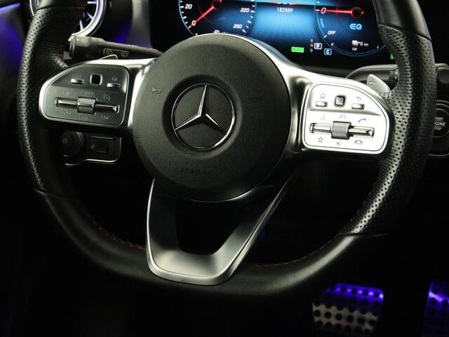 Mercedes-Benz A-KLASSE 250e Business Solution AMG | Panoramadak | Stoelverwarming | Memory | Keyless | Leder/Alcantara | Matrix LED | Side Assist | Sfeerverlichting | Widescreen | PHEV | Plug In