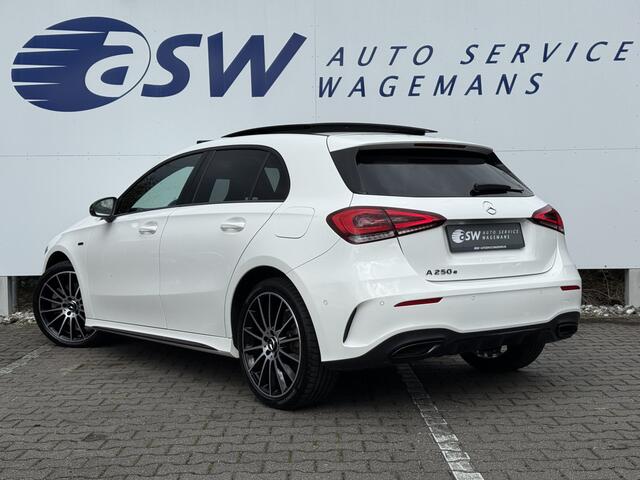 Mercedes-Benz A-KLASSE 250 e Business Solution AMG Limited | Pano | Ambient Light | Camera | LED | MBUX | 19 inch