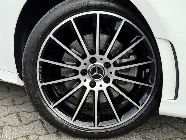 Mercedes-Benz A-KLASSE 250 e Business Solution AMG Limited | Pano | Ambient Light | Camera | LED | MBUX | 19 inch