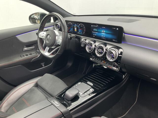 Mercedes-Benz A-KLASSE 180 Business Solution AMG Pano Memory Sfeerverl Carplay Led Stoelverw VOL!