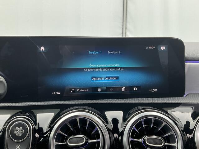 Mercedes-Benz A-KLASSE 180 Business Solution AMG Pano Memory Sfeerverl Carplay Led Stoelverw VOL!