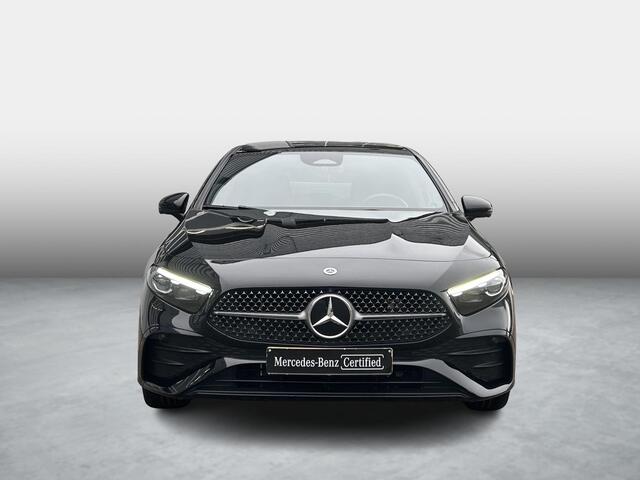 Mercedes-Benz A-KLASSE 250 e AMG Line | Memory Pakket | Panoramadak | Head Up Display | Premium-Plus Pakket | Matrix-Led Koplampen | Adaptieve cruise-control |