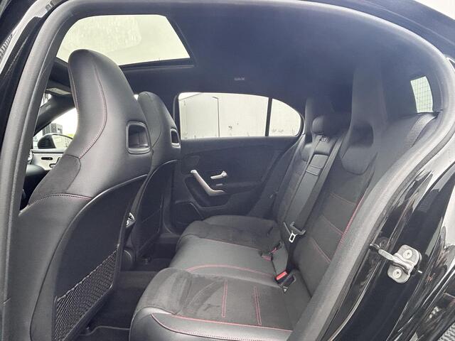 Mercedes-Benz A-KLASSE 250 e AMG Line | Memory Pakket | Panoramadak | Head Up Display | Premium-Plus Pakket | Matrix-Led Koplampen | Adaptieve cruise-control |