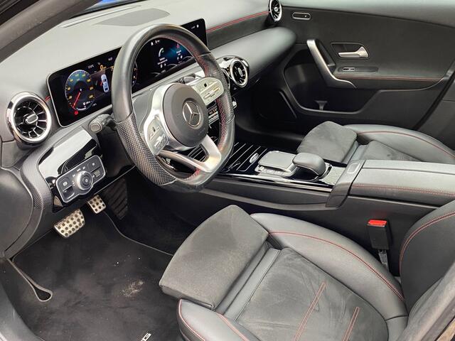 Mercedes-Benz A-KLASSE 180 Business Solution AMG / Panodak