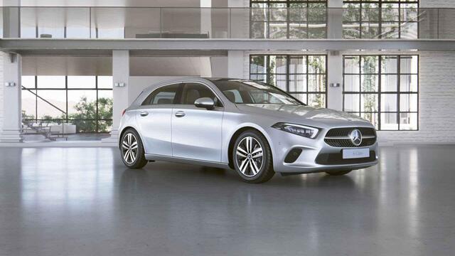 Mercedes-Benz A-KLASSE 180 Business Solution Luxury | Panoramadak | Memory | Multibeam | Keyless | Distronic |