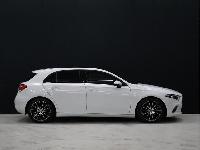 Mercedes-Benz A-KLASSE 180 Business Solution [SCHUIFKANTELDAK, CRUISE CONTROL, CAMERA, PDC 360, APPLE CARPLAY, ANDROID AUTO, STOELVERWARMING, NIEUWSTAAT]