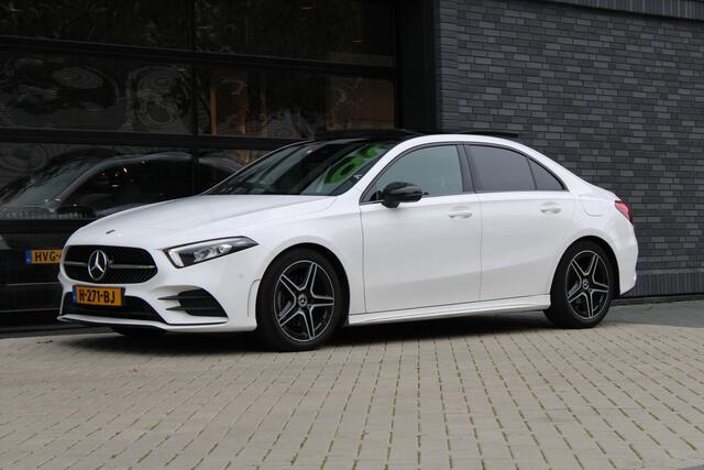 Mercedes-Benz A-KLASSE 180 Business Solution AMG | NAP | PANO/SCHUIFDAK | AMG-LINE | ALARM KLASSE 3 | CAMERA |