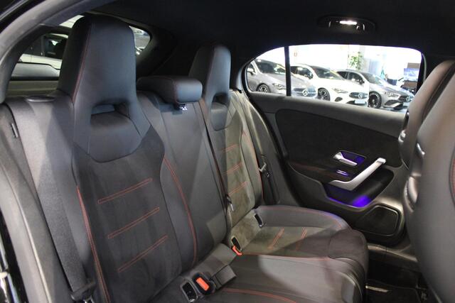 Mercedes-Benz A-KLASSE 180 Business Solution AMG