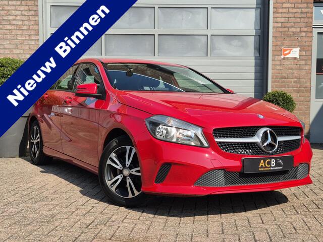 Mercedes-Benz A-KLASSE 160 i Navigatie, Trekhaak, PDC, Camera