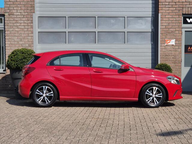 Mercedes-Benz A-KLASSE 160 i Navigatie, Trekhaak, PDC, Camera