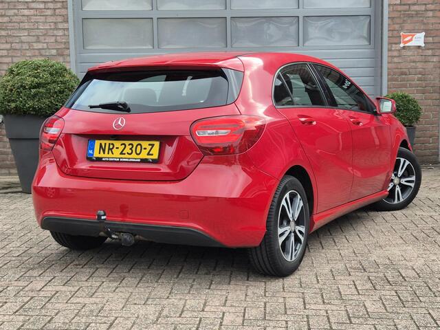 Mercedes-Benz A-KLASSE 160 i Navigatie, Trekhaak, PDC, Camera