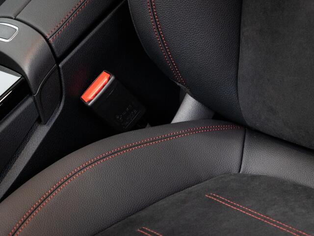 Mercedes-Benz A-KLASSE Hatchback 180 Star Edition AMG Line Panorama dak