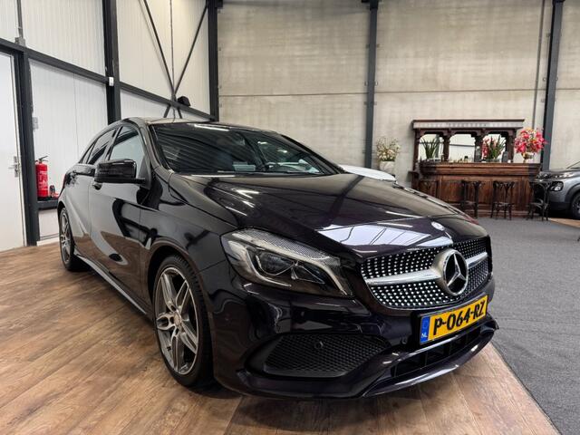 Mercedes-Benz A-KLASSE 180 Prestige / AMG-LINE / AUTOMAAT / NAVI / HALF LEDER / PDC /