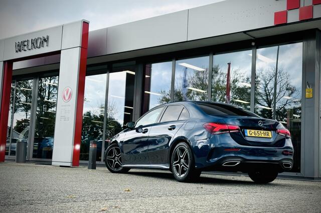Mercedes-Benz A-KLASSE 180 Bns Sol. AMG | NL AUTO | SCHUIFDAK | STOELVERWARMING