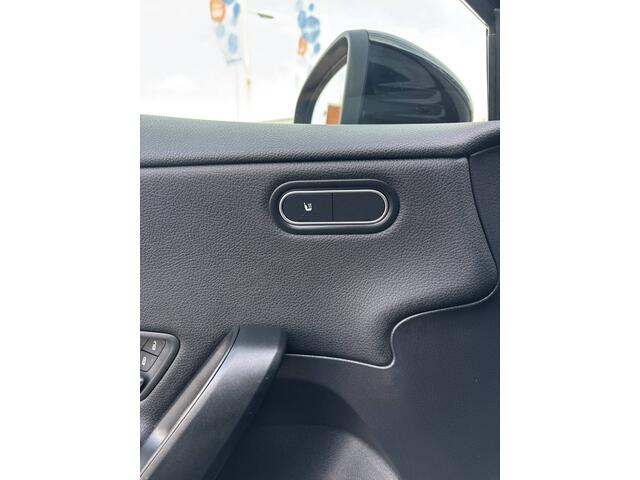 Mercedes-Benz A-KLASSE 160 Business Solution