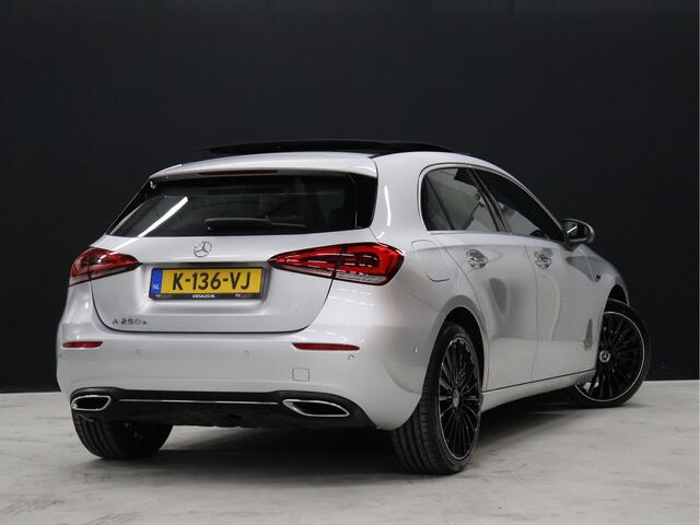 Mercedes-Benz A-KLASSE 250 e Business Solution Luxury Limited [SCHUIFKANTELDAK, MEMORY SEATS, APPLE CARPLAY, ANDROID, BURMESTER SOUND, CAMERA, VOL LEDER, CRUISE, CLIMATE, NIEUWSTAAT]
