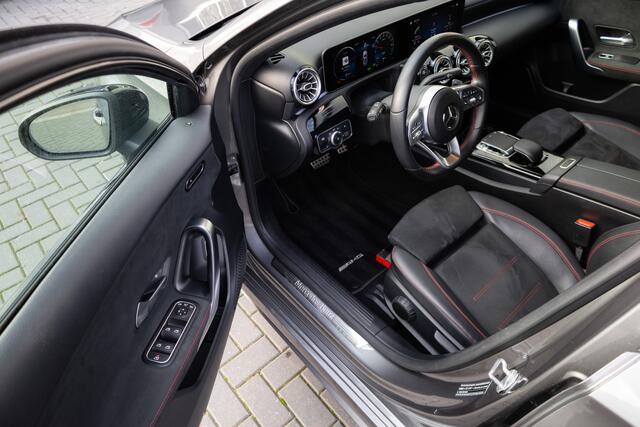 Mercedes-Benz A-KLASSE 250 e 218 pk Business Solution AMG Limited / Wide-screen/ Matrix-Led/ Camera/ Sport-Stoelen/ Stoel.Verw/ Night-Pakket/ 18'' LMV