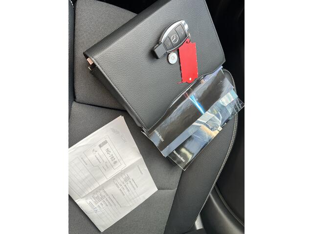 Mercedes-Benz A-KLASSE 180 d Lease Edition Plus | Nieuw Binnen! | Navi | Half leder | Cruise