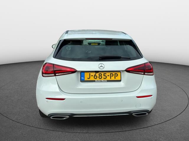Mercedes-Benz A-KLASSE 160 Business Solution Luxury | Leder | Sportstoelen | Camera