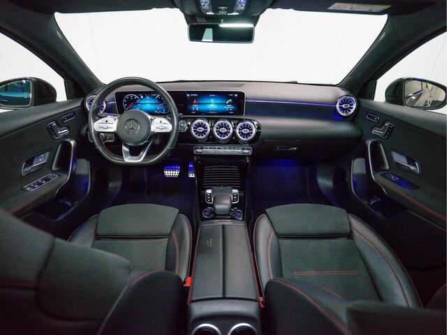 Mercedes-Benz A-KLASSE 200 Premium Plus | Pano | NIGHT | AMG Line