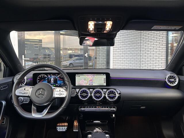 Mercedes-Benz A-KLASSE 250 e AMG Line | Trekhaak | Panoramadak | Head-up display