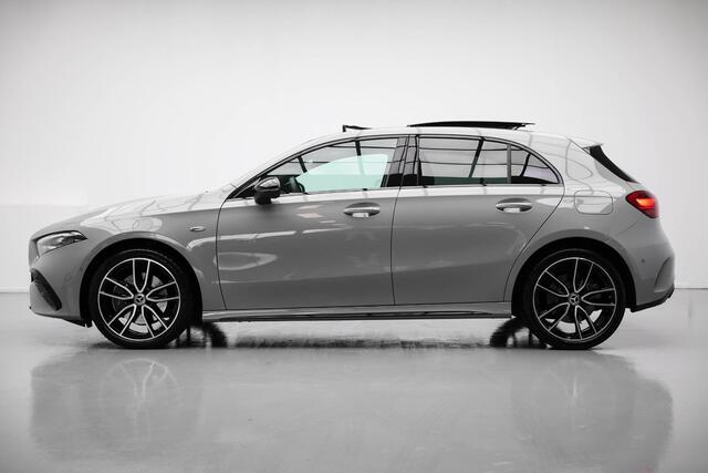 Mercedes-Benz A-KLASSE A250 e AMG Line |Pano|ALPINEGRAU|Ambient|Dodehoek|