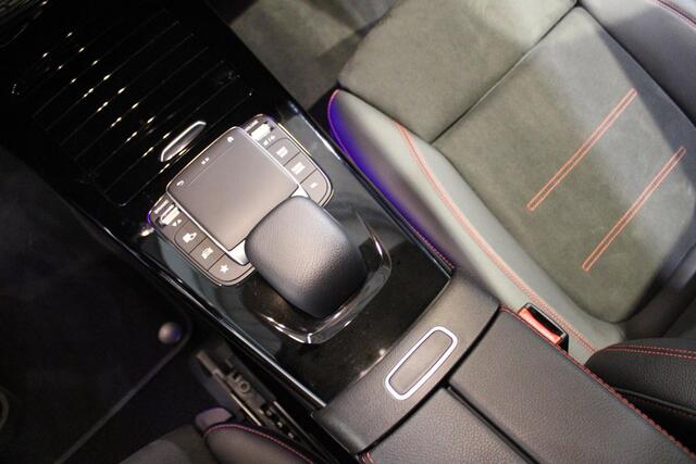 Mercedes-Benz A-KLASSE Limousine 250 e Line: AMG