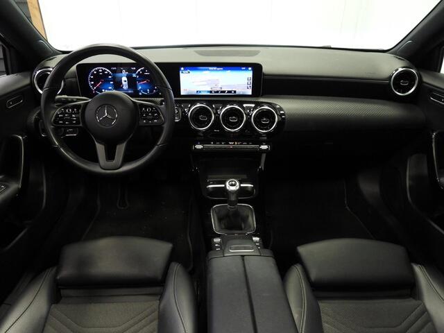 Mercedes-Benz A-KLASSE A160 Business Solution NAVI/SCHUIFDAK/LED/16"LMV!