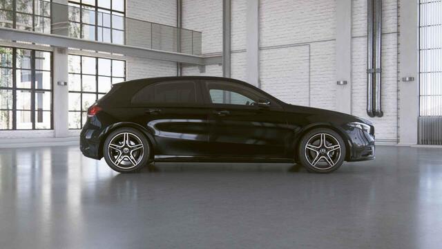 Mercedes-Benz A-KLASSE 180 Business Solution AMG | Night | Achteruitrijcamera | Stoelverwarming | Sfeerverlichting | Getin glas |