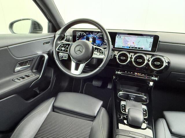 Mercedes-Benz A-KLASSE 180 d Business Solution Automaat MBUX Led Automaat BTW