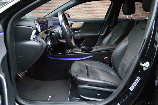 Mercedes-Benz A-KLASSE 250 e AMG Led Panorama Memory Sfeer Camera 360 Night Keyless Augmented Pdc