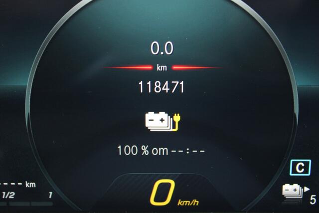 Mercedes-Benz A-KLASSE 250e AUT8 AMG Line NIGHT PAKKET DISTRONIC MULTIBEAM NAVI CAMERA TREKHAAK