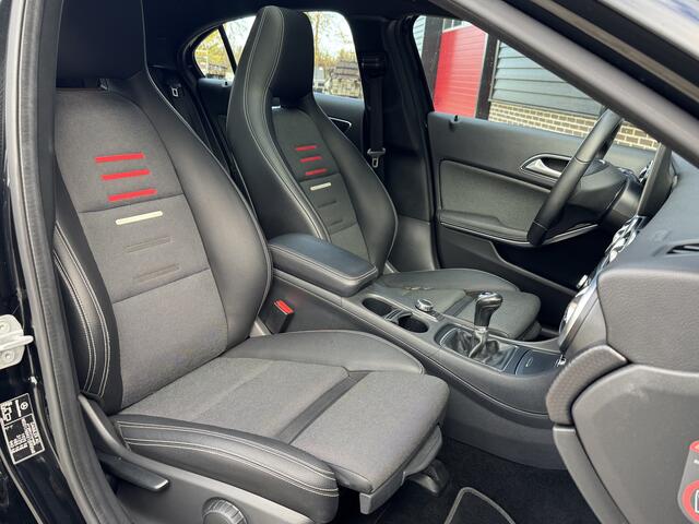 Mercedes-Benz A-KLASSE 180 Lease Edition Plus Panoramadak, LED, Keyless