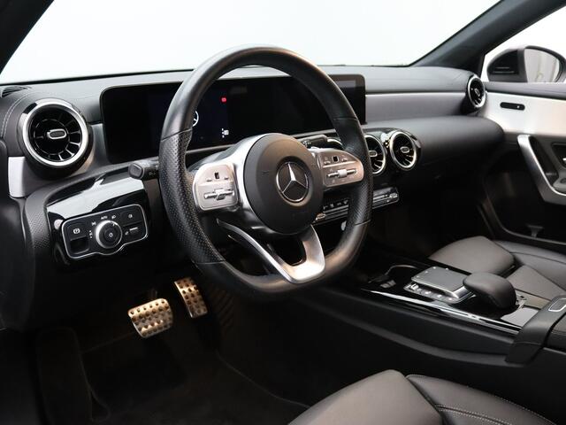 Mercedes-Benz A-KLASSE 165pk Advantage Automaat Camera | Cruise | Climate | Navi | Parkeersens. v+a