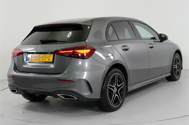 Mercedes-Benz A-KLASSE 250 e AMG Night PHEV 218 pk | Trekhaak | Camera | Stl. verw. | Sfeerverl. | Dodehoek |