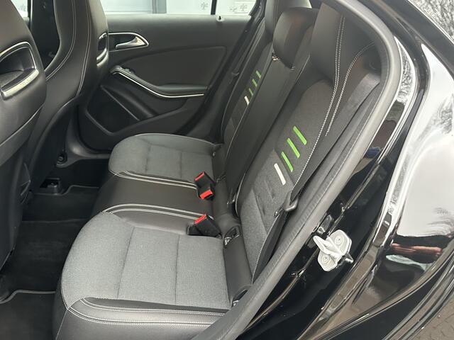 Mercedes-Benz A-KLASSE 160 Ambition Automaat NAP Navi Achteruitrijcamera