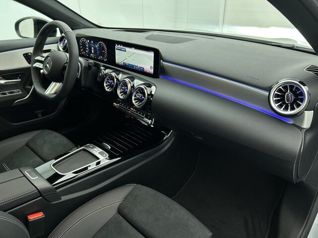 Mercedes-Benz A-KLASSE 250 e Business Solution AMG | AMG Line Plus pakket | Smartphone integratie | Head-up display | Augmented Reality Navigation | Multibeam LED | Nightpakket | 360° camera | 19 inch AMG velgen |