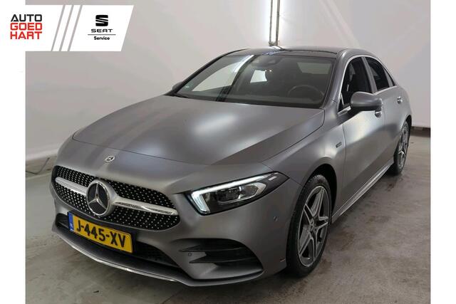 Mercedes-Benz A-KLASSE 250 e AMG Limited Panoramadak Sfeerverlichting Camera Multibeam-Led