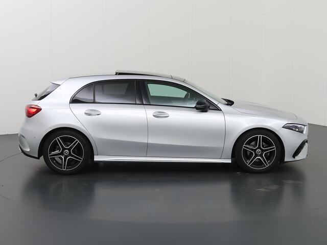 Mercedes-Benz A-KLASSE 180 AMG Line | Night pakket | Panoramadak | Sfeerverlichting |