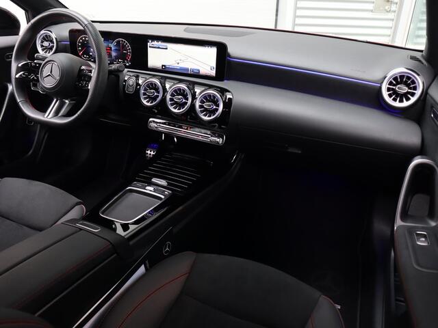 Mercedes-Benz A-KLASSE 250 e Star Edition AMG Line Plus