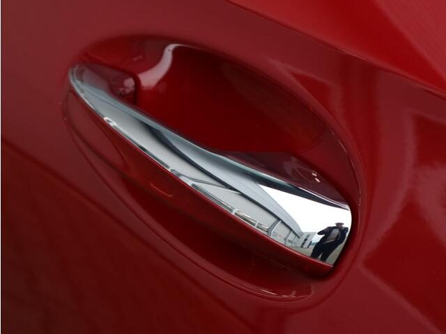 Mercedes-Benz A-KLASSE 250 e Star Edition AMG Line